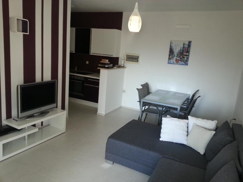 Apartment Tara Sumartin Δωμάτιο φωτογραφία