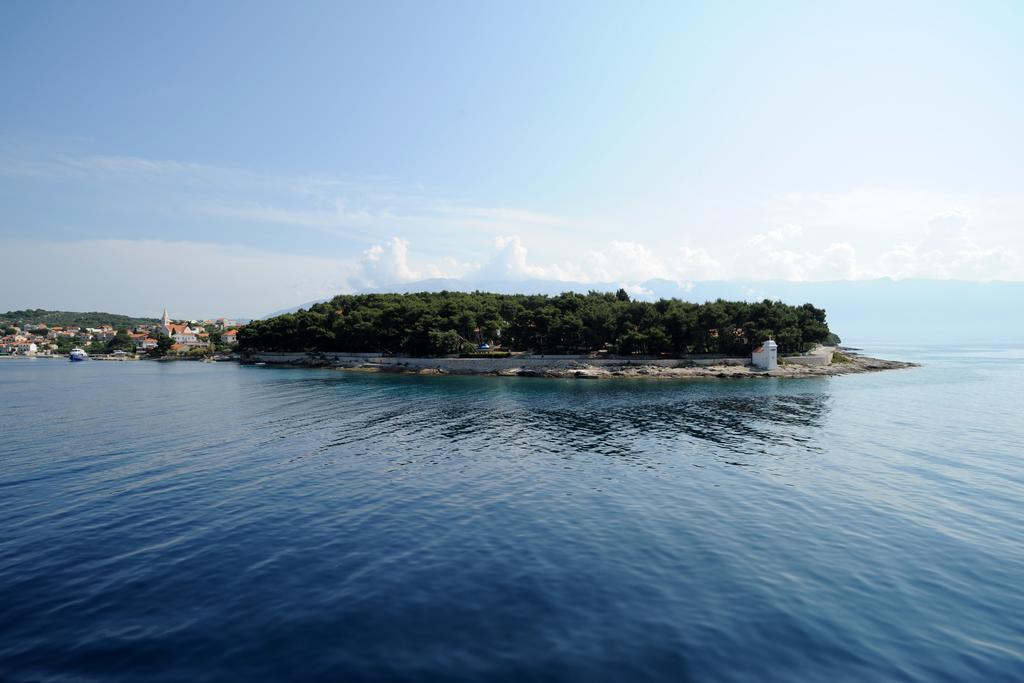Apartment Tara Sumartin Εξωτερικό φωτογραφία